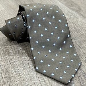 Ermenegildo Zegna Tie Made in Italy 100% Silk Brown Navy Geometric Pattern EUC